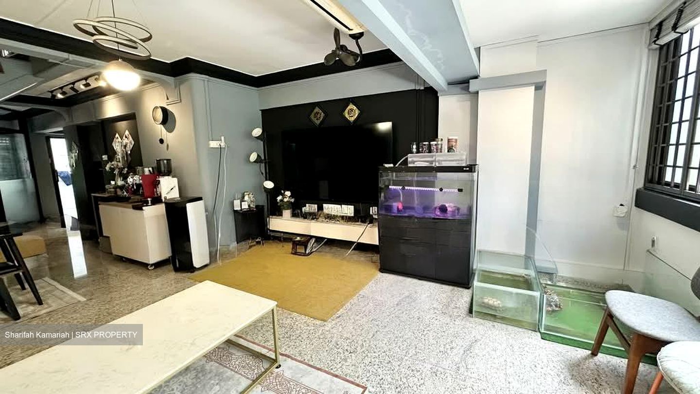 Blk 206 Clementi Avenue 6 (Clementi), HDB Executive #533302031